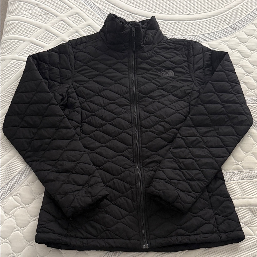 Like new north face coat